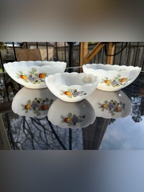 Scalloped Milk Glass Fruit Bowls - Set of 3